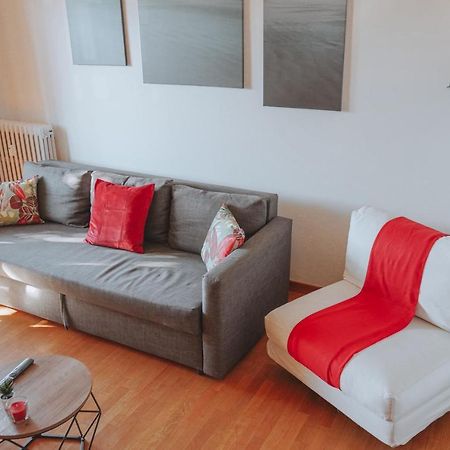 Apartmán 10 Min From The Airport-Wifi-Free Parking Samarate Exteriér fotografie