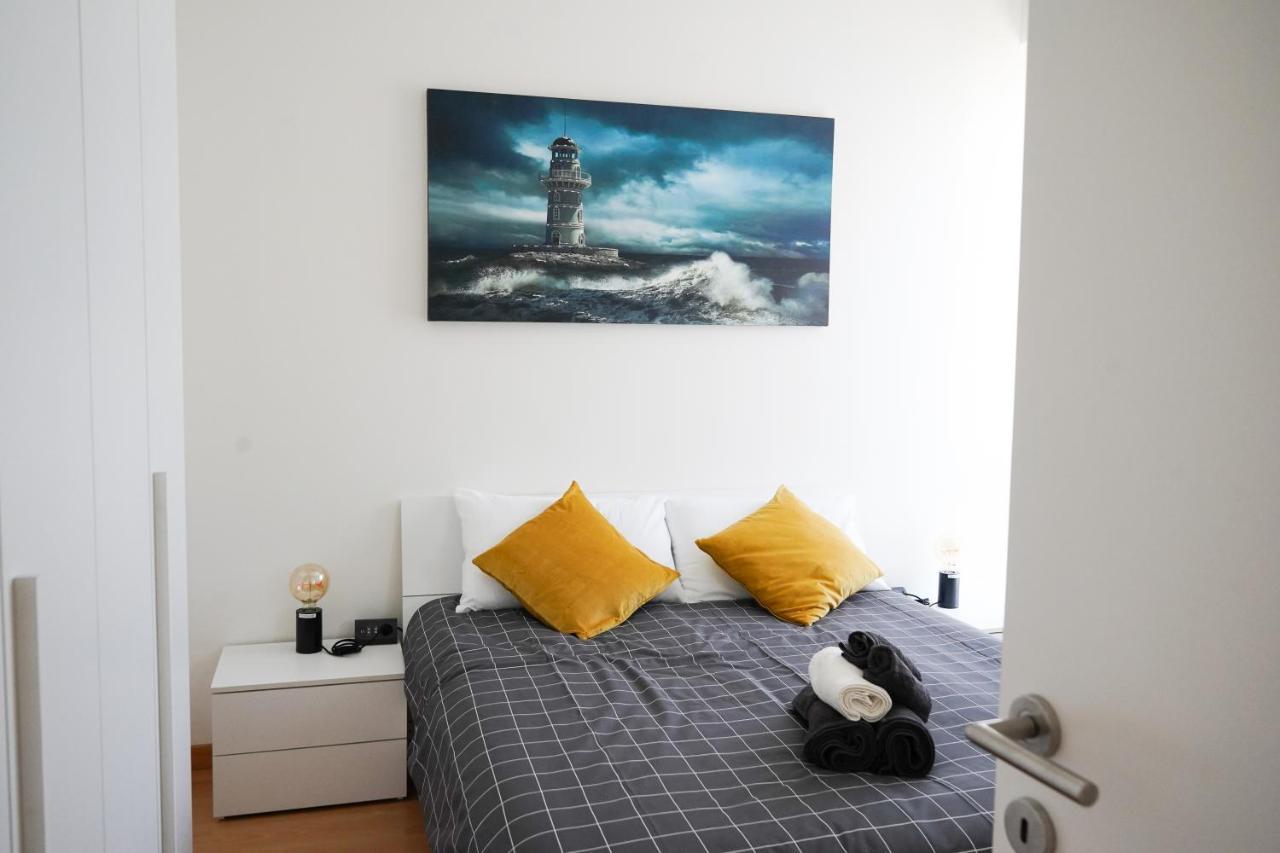 Apartmán 10 Min From The Airport-Wifi-Free Parking Samarate Exteriér fotografie