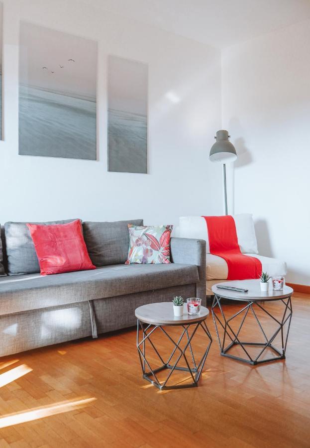 Apartmán 10 Min From The Airport-Wifi-Free Parking Samarate Exteriér fotografie
