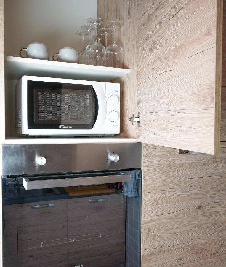 Apartmán 10 Min From The Airport-Wifi-Free Parking Samarate Exteriér fotografie