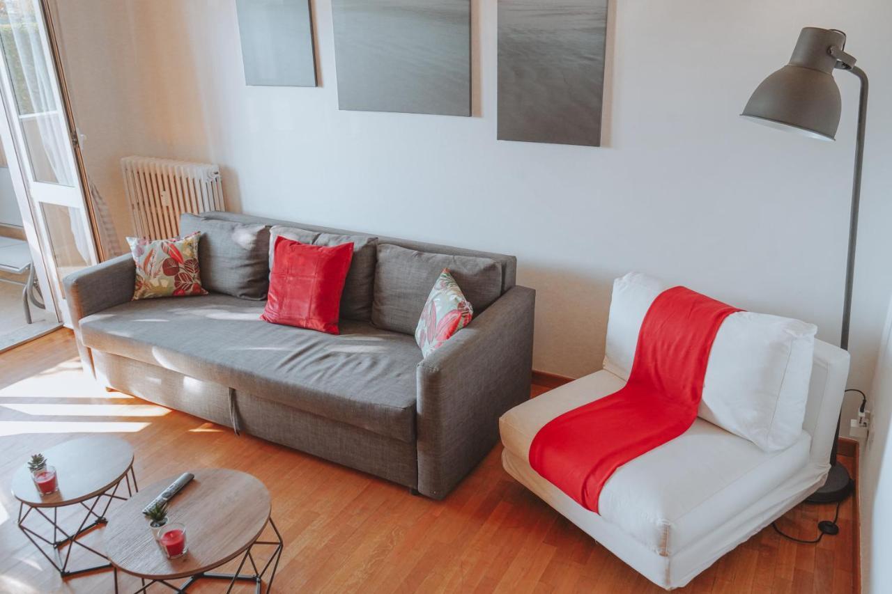 Apartmán 10 Min From The Airport-Wifi-Free Parking Samarate Exteriér fotografie
